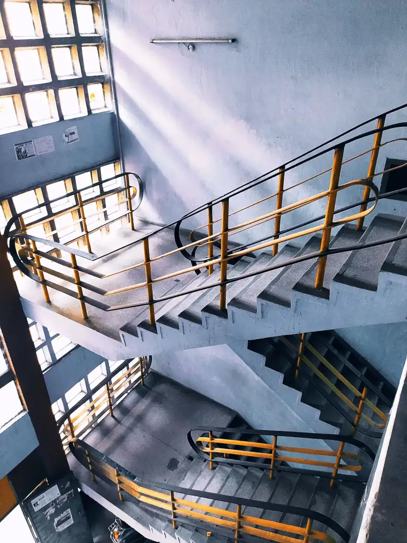 Building staircase